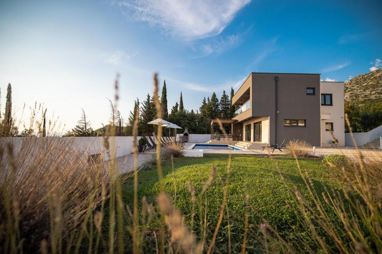 Royal Promons - Heated Pool Vila Starigrad Paklenica Exterior foto